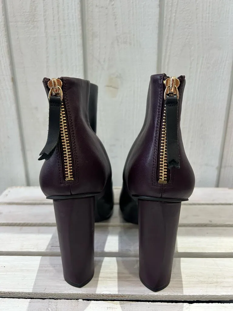 Cabi Bisset Ankle Boots - Size 10