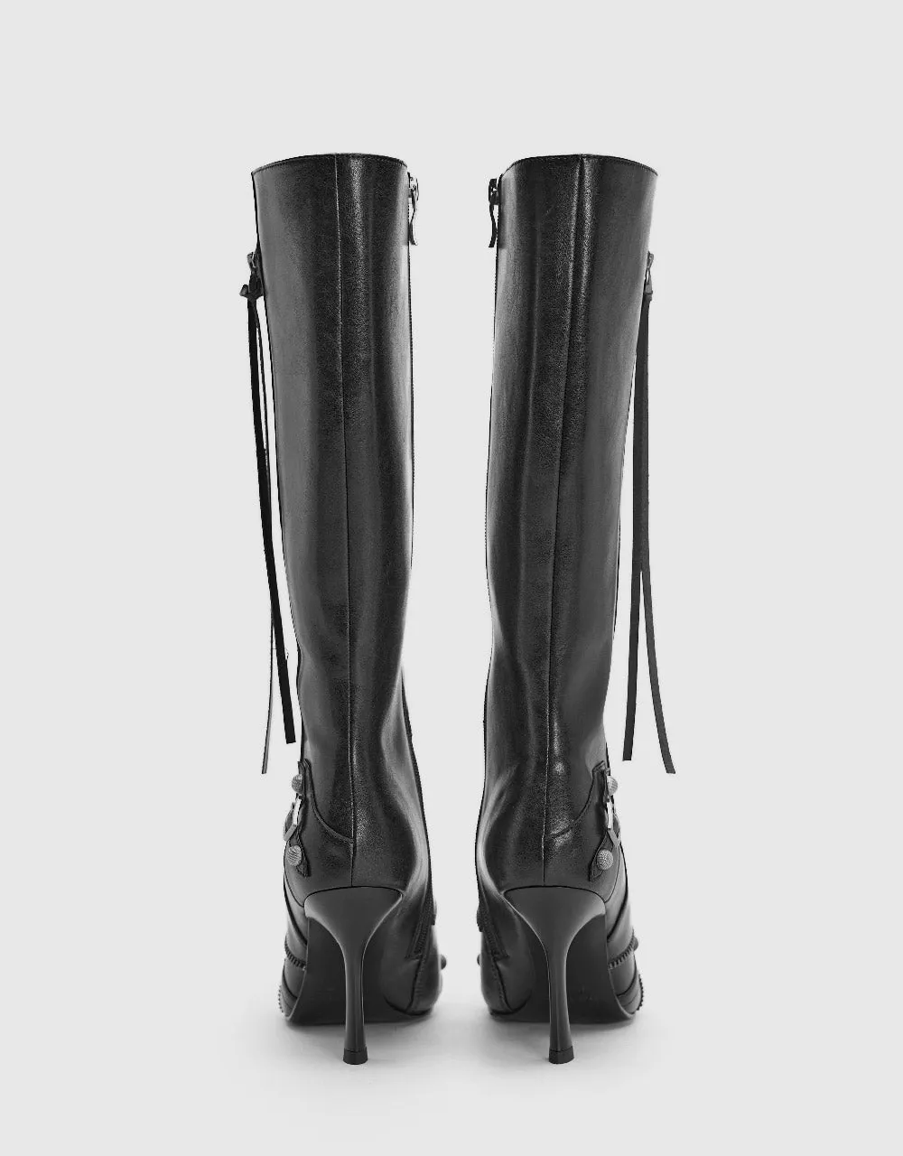 Kitten Heeled Pointed Toe Boots